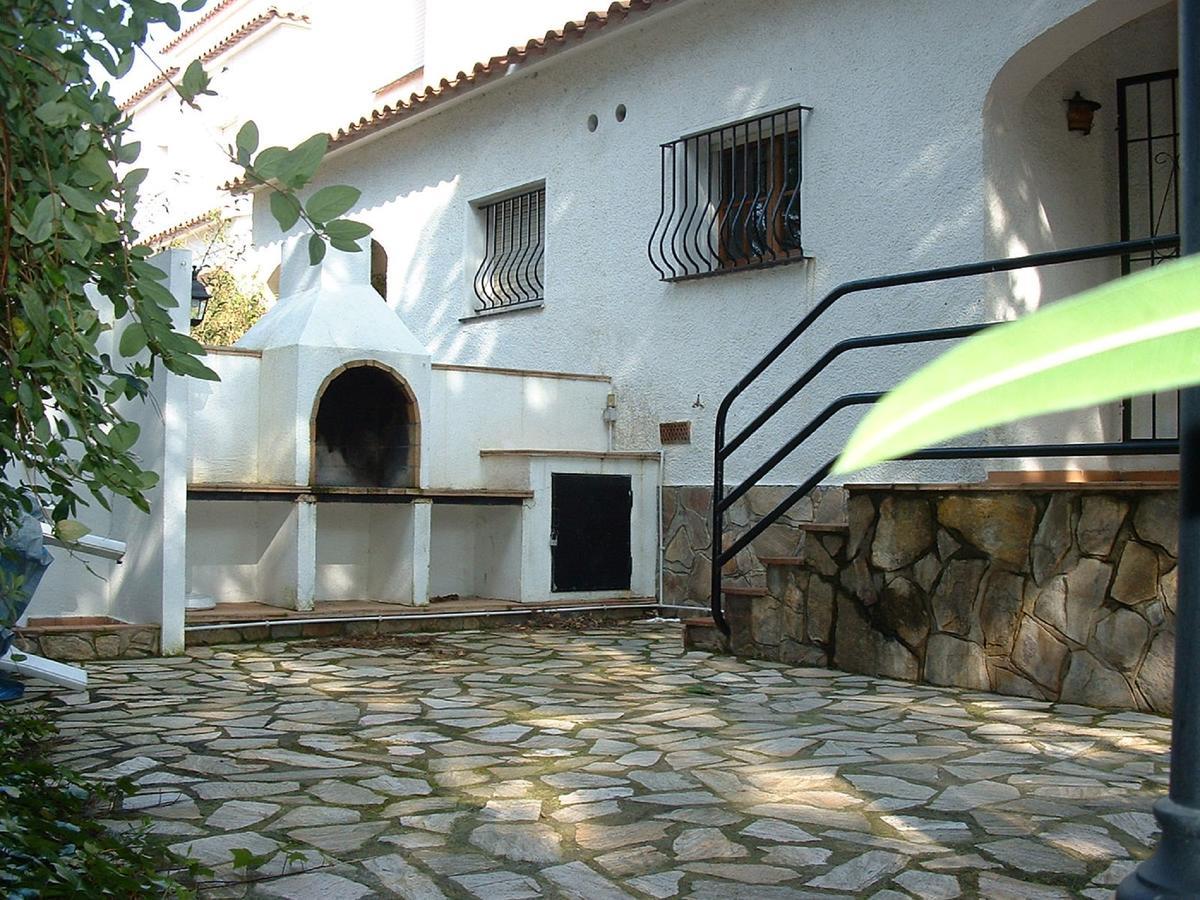 Montgo Park 06 Villa L' Escala Buitenkant foto